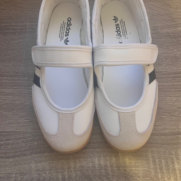 Brand New W/O Tags Adidas Samba Jane Shoes - Picture 3 of 8